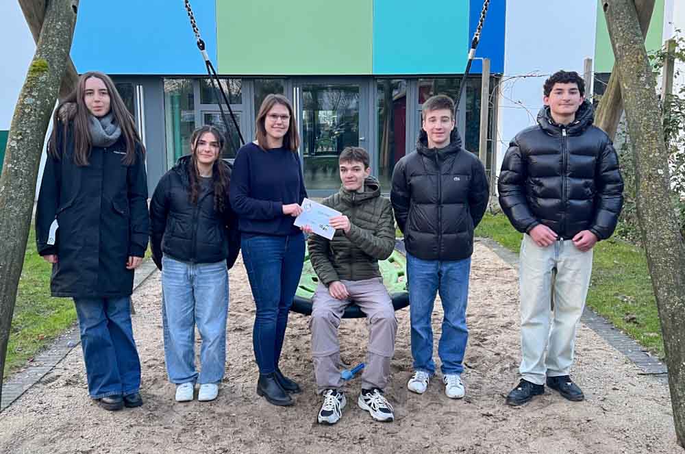 Krefelder Jugendbeirat sammelt für das Stups-Kinderzentrum