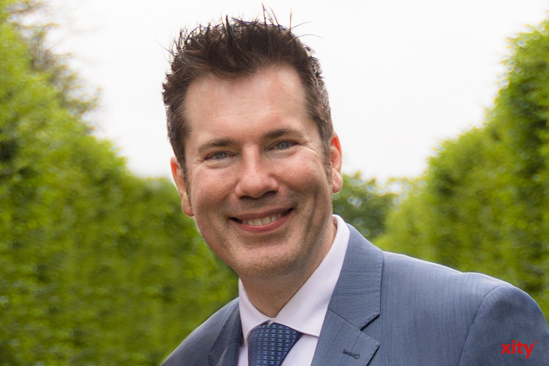 Fritz Bezold wird erster Beigeordneter der Stadt Dormagen