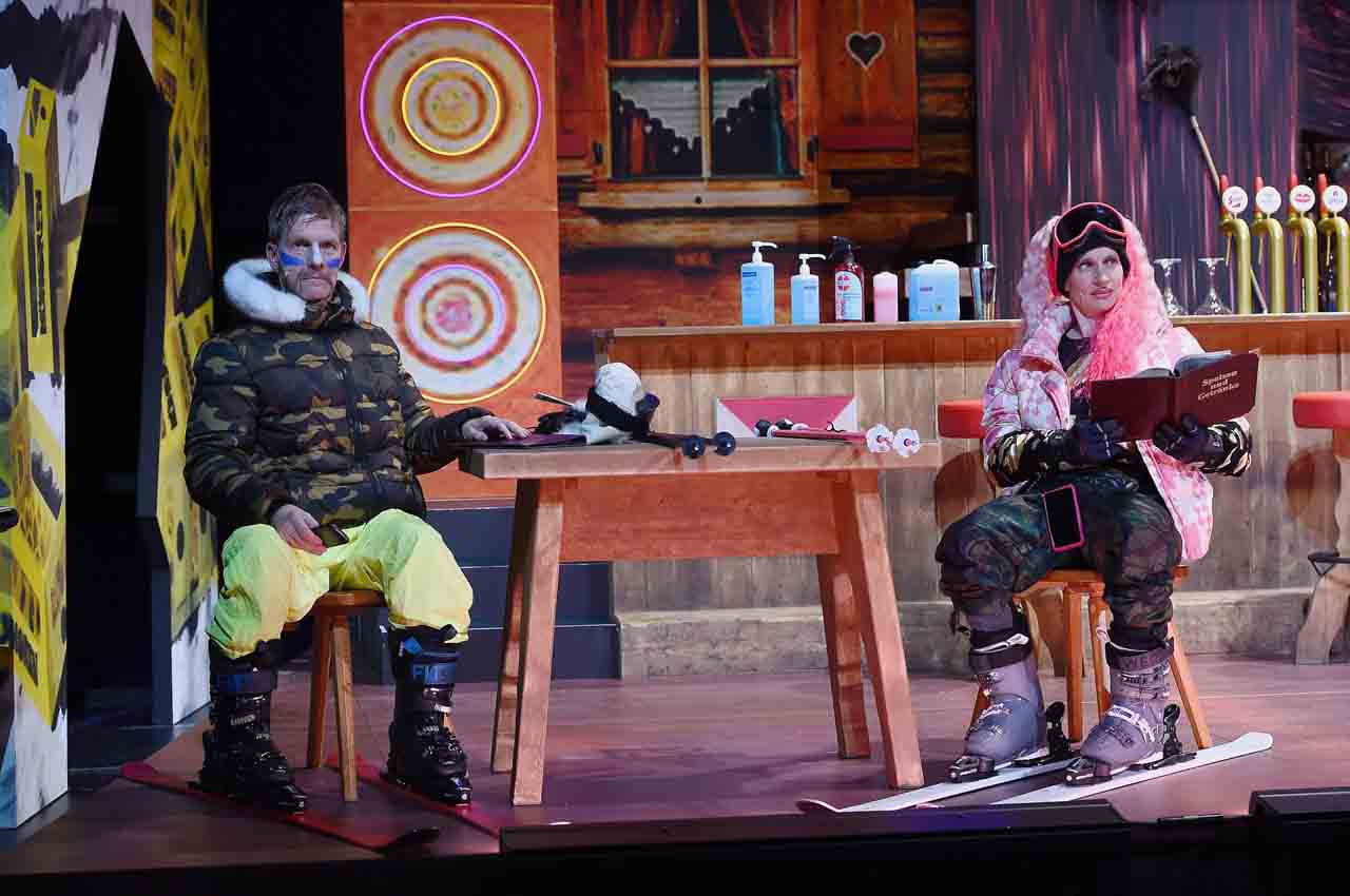 Lärm. Blindes Sehen. Blinde sehen!