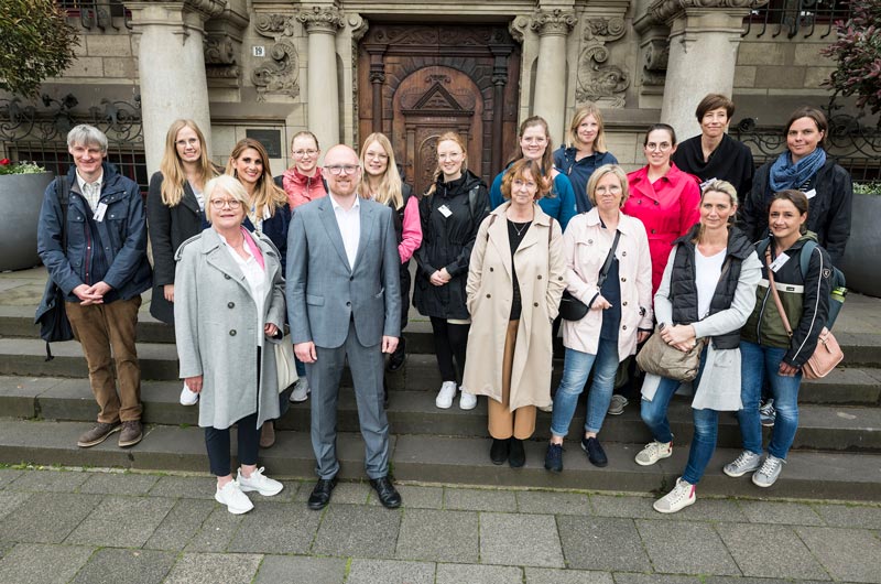 Willkommenstour für neue Lehrerinnen und Lehrer in Duisburg