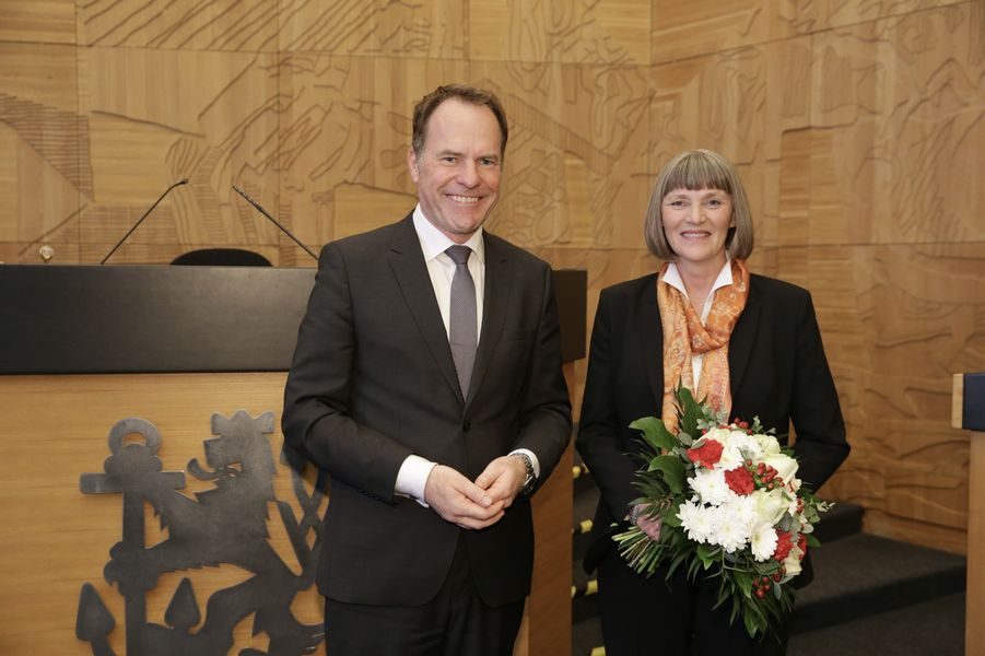 Dorothée Schneider mit Oberbürgermeister Dr. Stephan Keller
