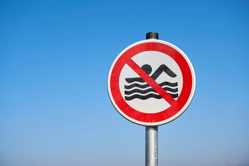 Schwimmen verboten