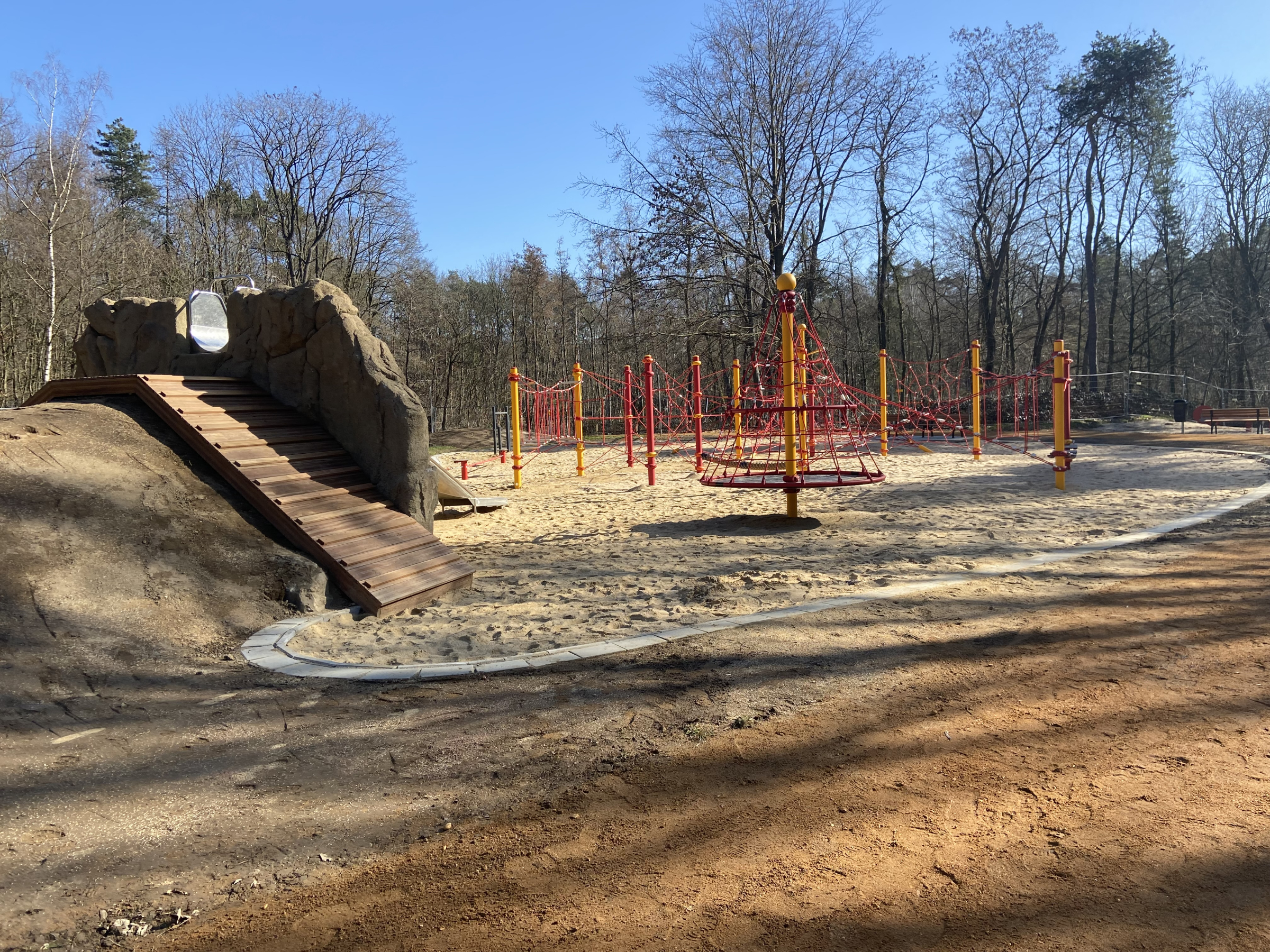 Neuer Spielpark im Hardter Wald