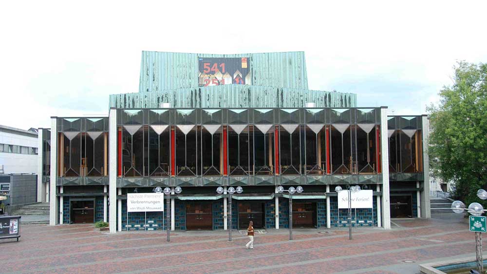 Stadttheater am Theaterplatz