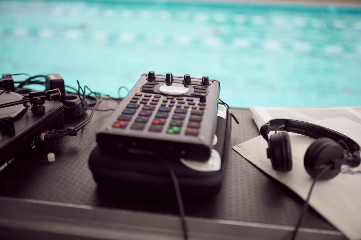 Beats am Beckenrand im Freibad Stapelskotten