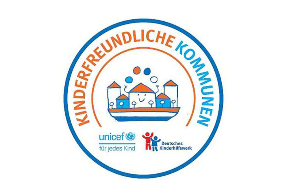 Logo vom Verein Kinderfreundliche Kommunen e.V.