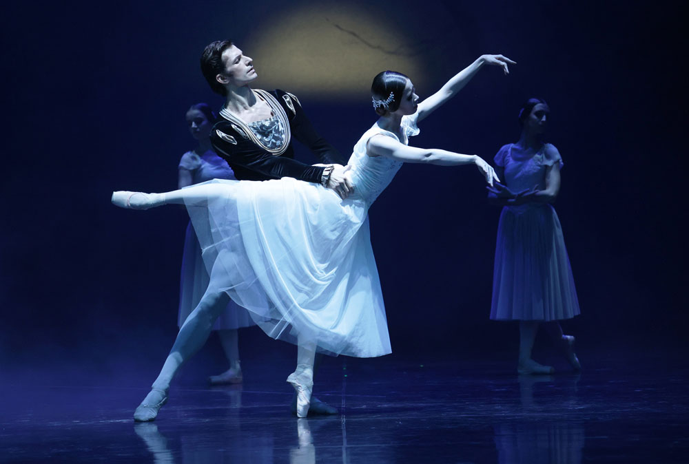 „Giselle“ im Aalto-Theater