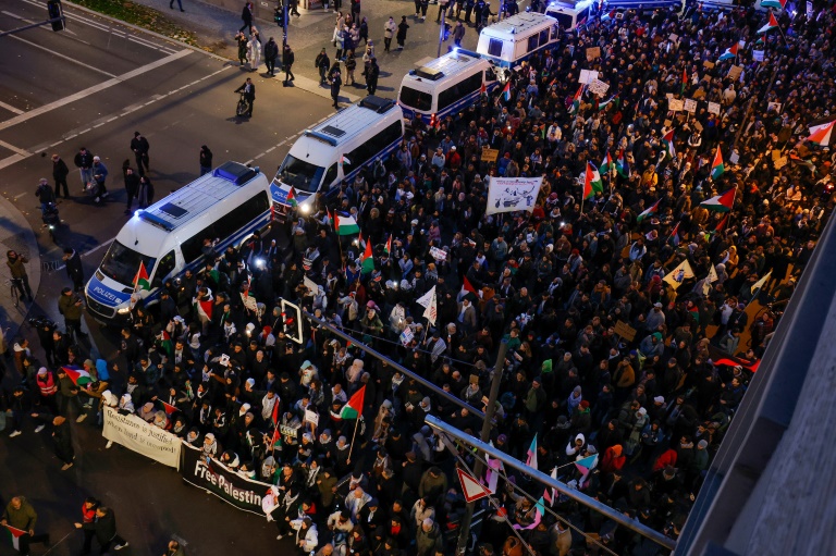 24-Jähriger in Berlin nach Vorfällen bei propalästinensischen Demos festgenommen
