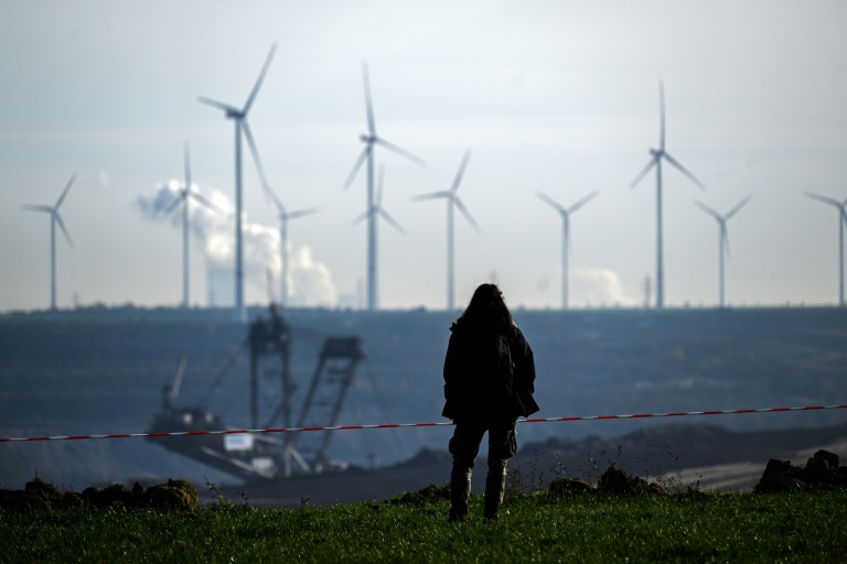 Reichste Deutsche verbrauchen 15-mal so viel CO2 wie ärmere Bevölkerungshälfte