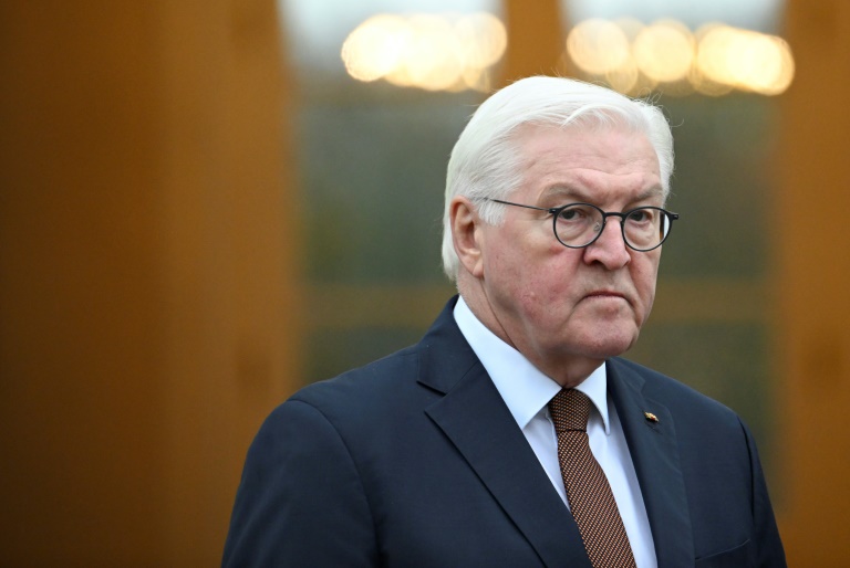 Steinmeier zeichnet Ministerpräsidenten "aus Mitte unserer Gesellschaft" aus