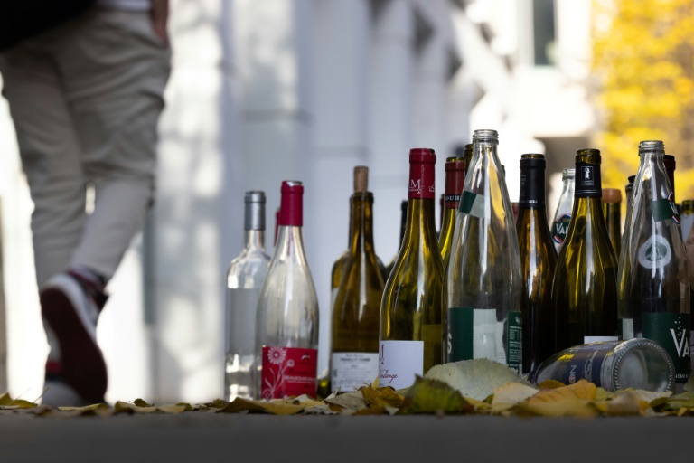 Privathochschule in Rheinland-Pfalz darf Studienvertrag nach Trinkgelage kündigen