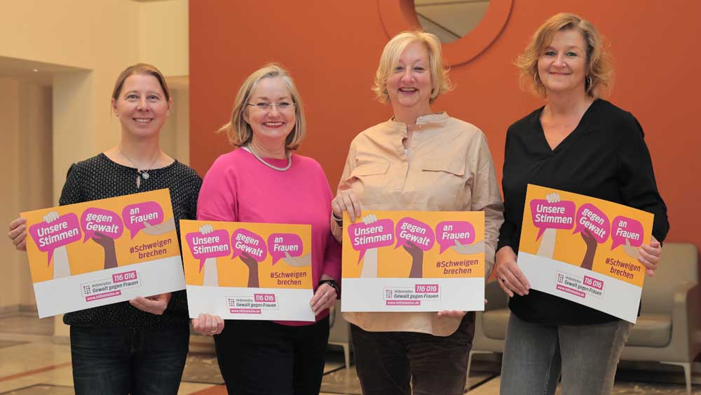 Krefeld: „Flagge zeigen“ gegen Gewalt an Frauen