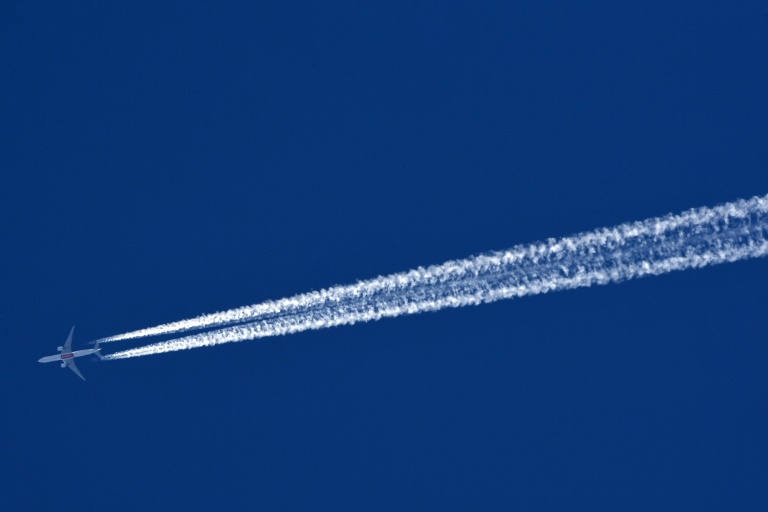 Wissing verteidigt Erhöhung der Flugticketsteuer - Reiseverband kritisiert