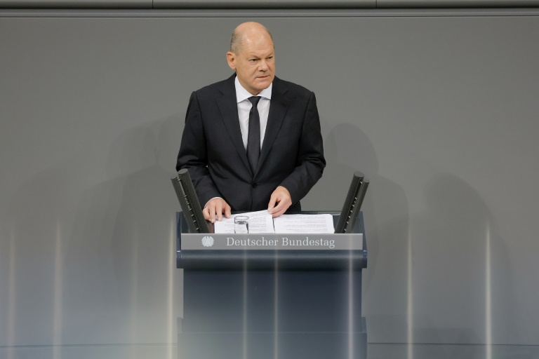 Scholz gibt im Bundestag Regierungserklärung zum EU-Gipfel ab