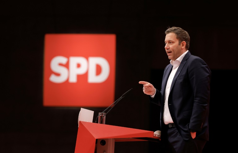 SPD-Chef Klingbeil greift auf Parteitag Merz und AfD scharf an