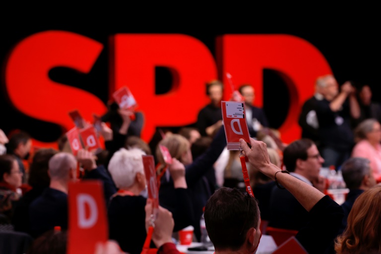 SPD zeigt auf Parteitag klare Kante im Haushaltsstreit und stärkt Scholz