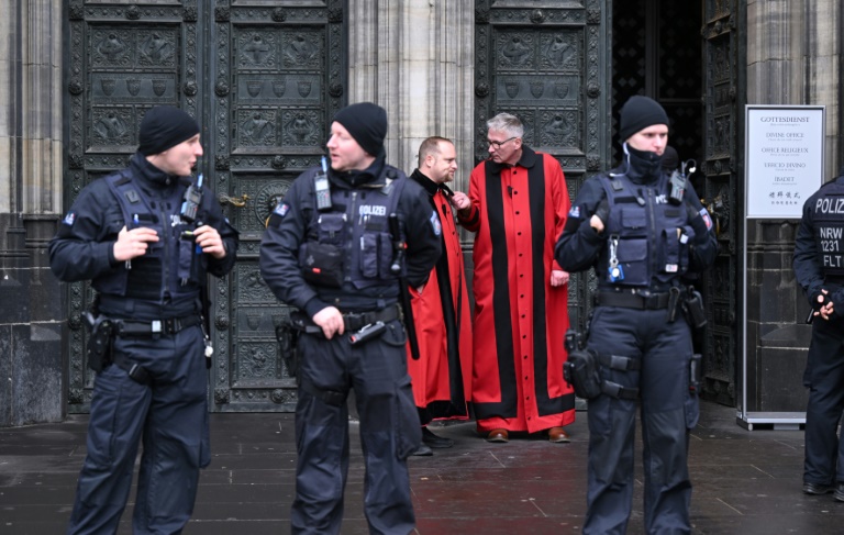 Kölner Dom: Erhöhte Sicherheitsvorkehrungen nach möglichen Anschlagsplänen