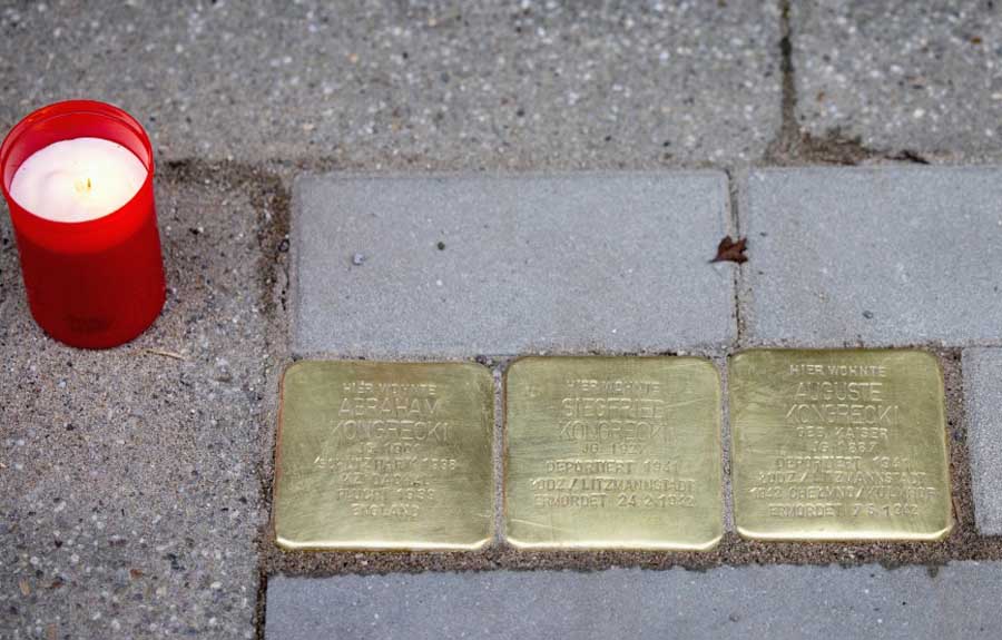 Neuverlegung der Stolpersteine in Essen-Steele