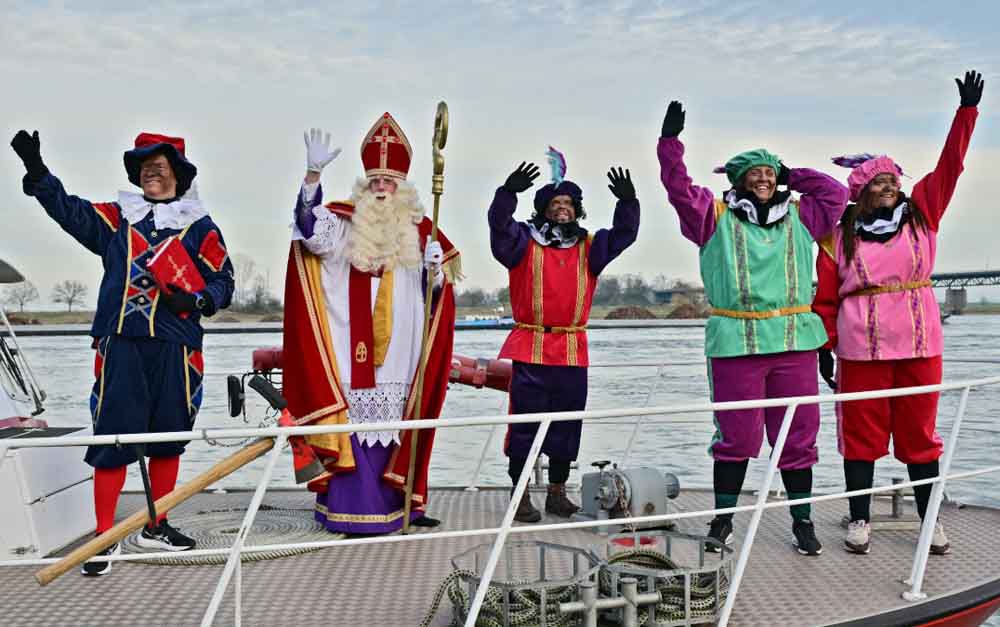 Sinterklaas kommt nach Krefeld-Uerdingen