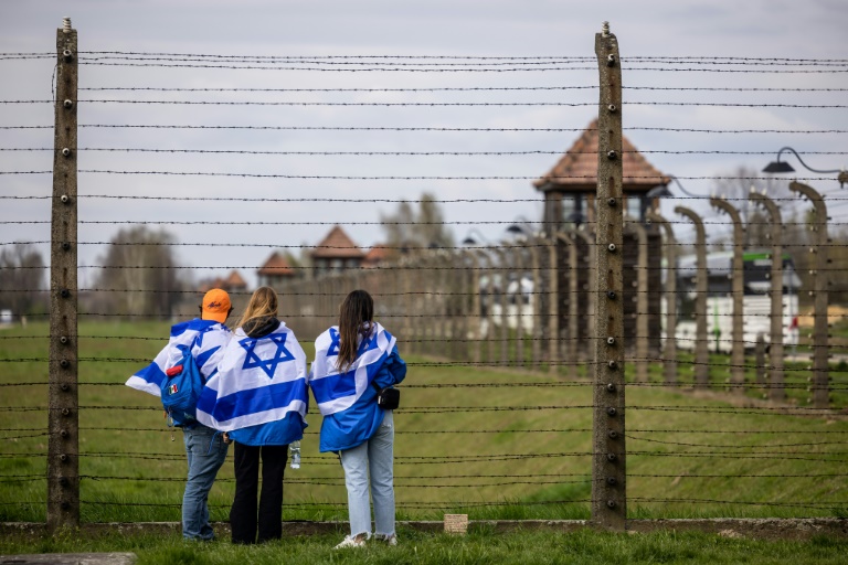 Fotos von Holocaustopfern in Leipzig beschmiert: Ermittlungen wegen Volksverhetzung