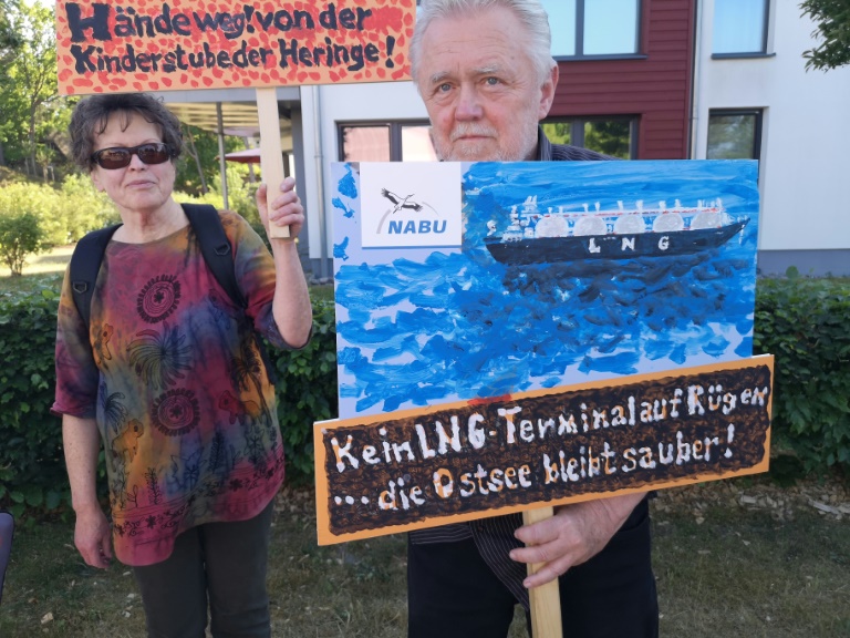 Gericht: Bauarbeiten für LNG-Terminal vor Rügen bis Ende Februar möglich