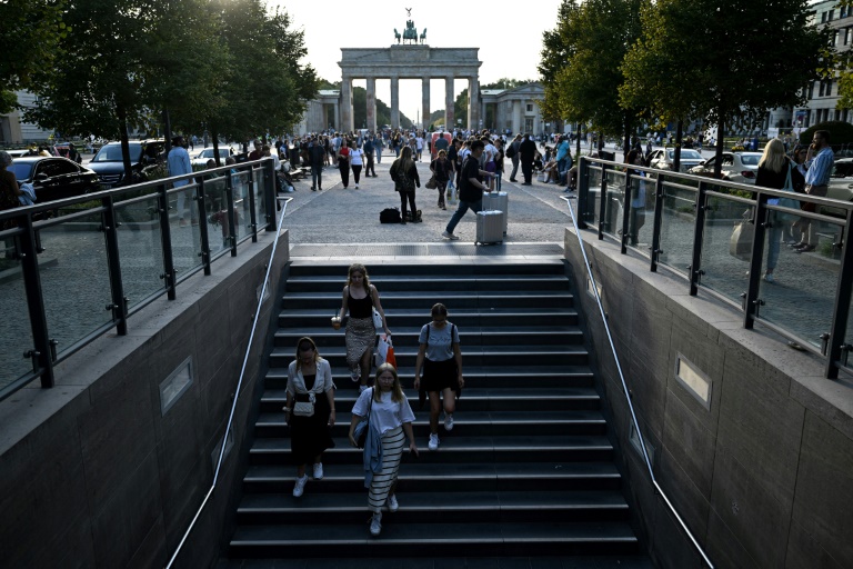 Medienberichte: Berliner Verkehrsbetriebe sollen Freitag bestreikt werden