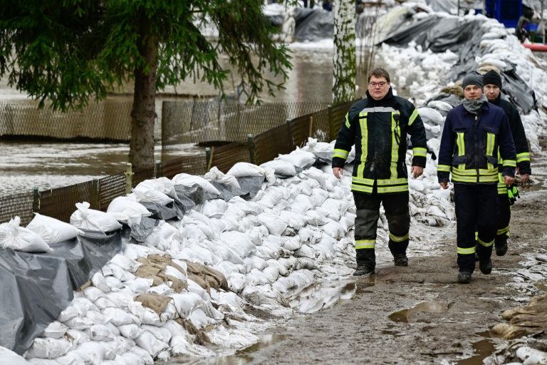 Steinmeier würdigt Helfer in Hochwassergebieten - ab Sonntag wird es trockener