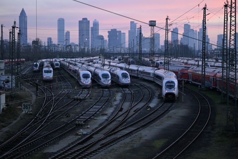 GDL-Streik geht weiter - Bahn fordert Rückkehr an den Verhandlungstisch