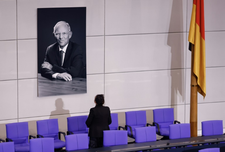 Trauerstaatsakt im Bundestag: Republik nimmt Abschied von Wolfgang Schäuble