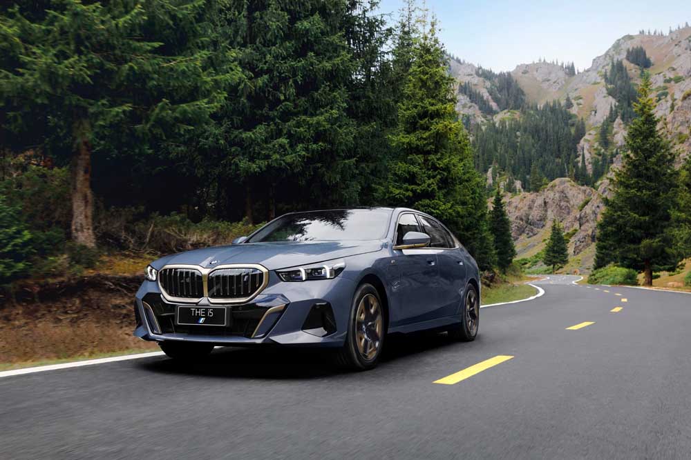Markteinführung des BMW 5er und BMW i5 in China