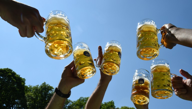 Kein Ende der Durststrecke: Bierabsatz hierzulande 2023 und langfristig gesunken