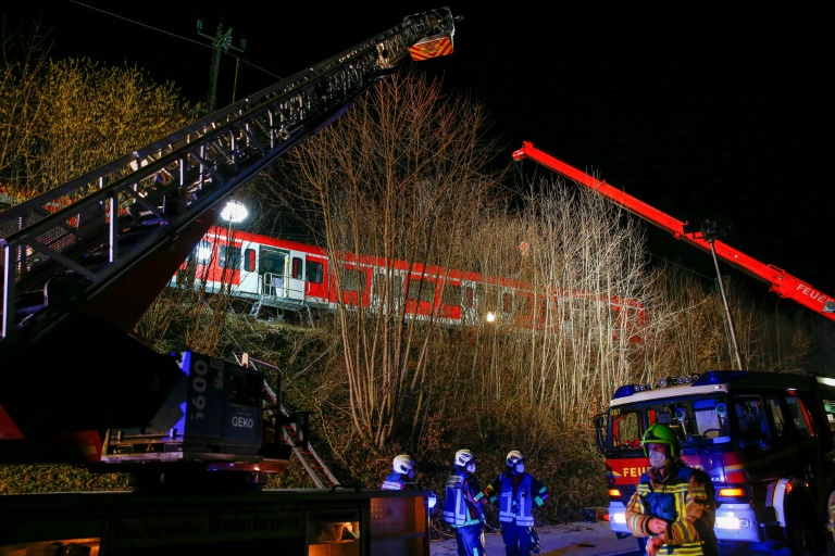 Prozess gegen Lokführer nach tödlicher Kollision von S-Bahnen nahe München begonnen
