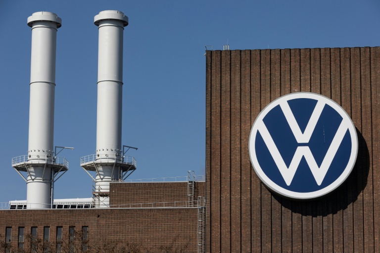 Volkswagen: Peking nennt Berichte über Zwangsarbeit in Xinjiang "Lügen"