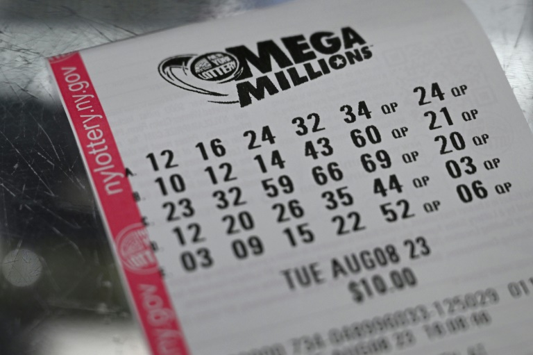 Viertel der Lottospieler würde bei Gewinn Partner nicht unbedingt davon erzählen