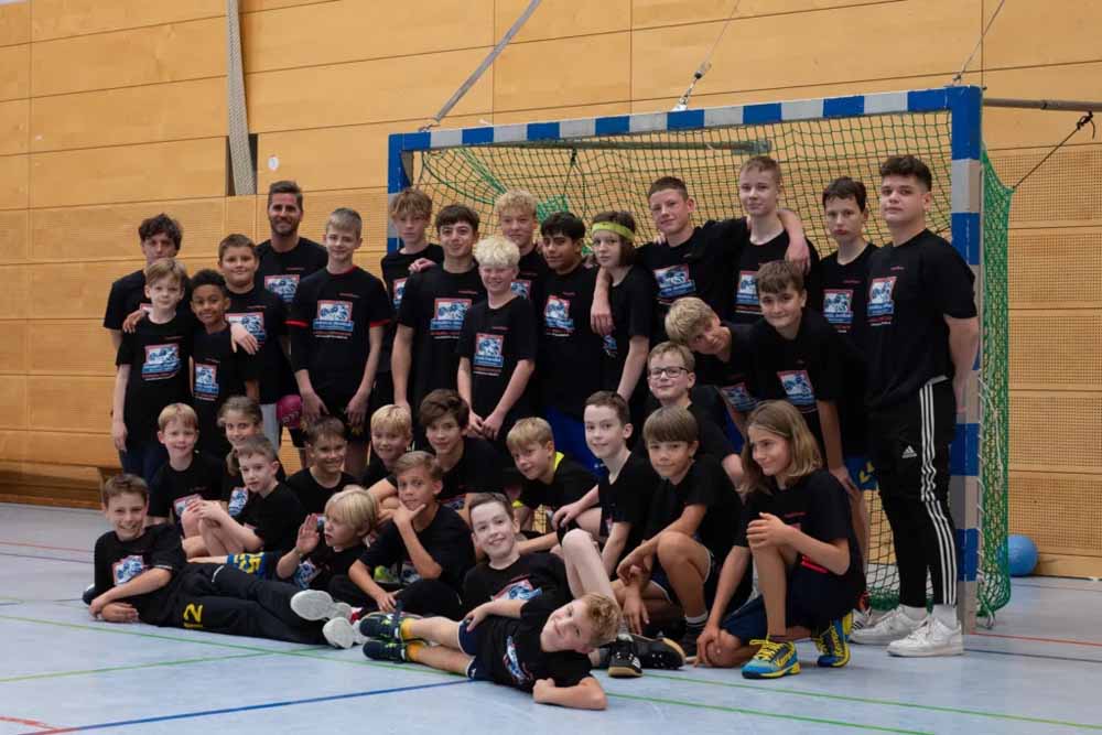 Düsseldorf: interaktiv lädt Nachwuchs zum Handball-Camp