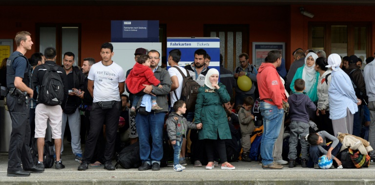 Wüst wirft Bund in Asylpolitik Untätigkeit vor - Faeser sieht Länder in der Pflicht