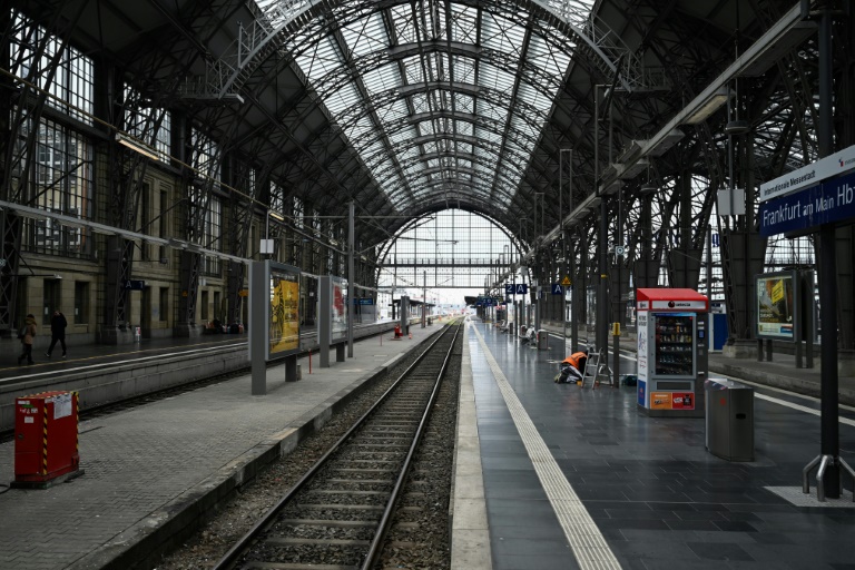 GDL-Streik facht Debatte über Änderung des Streikrechts an