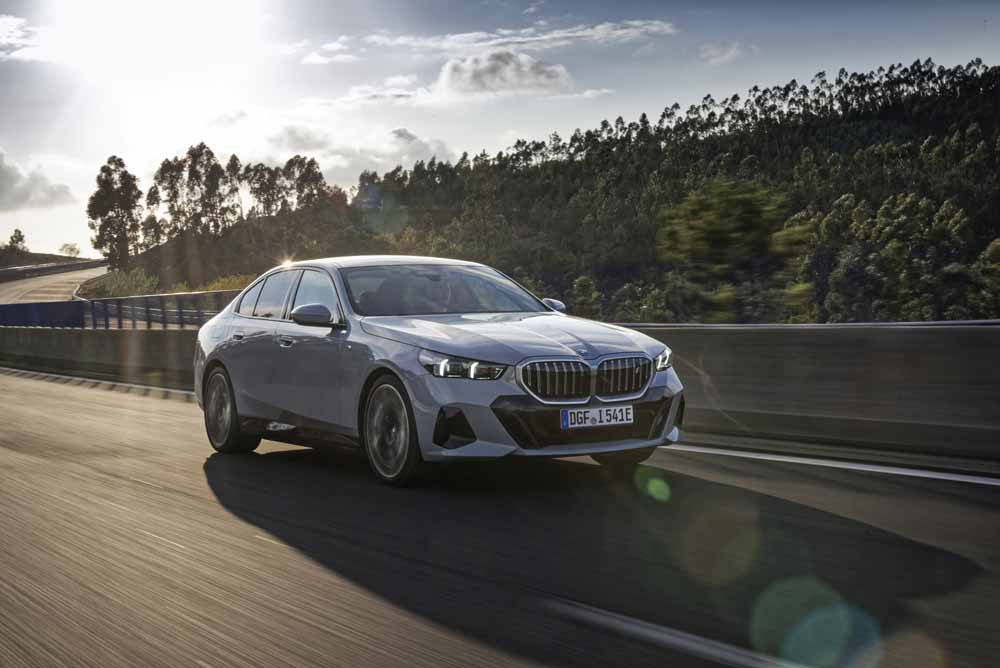 BMW 5er Reihe siegt bei Wahl des „World Luxury Car“ 2024