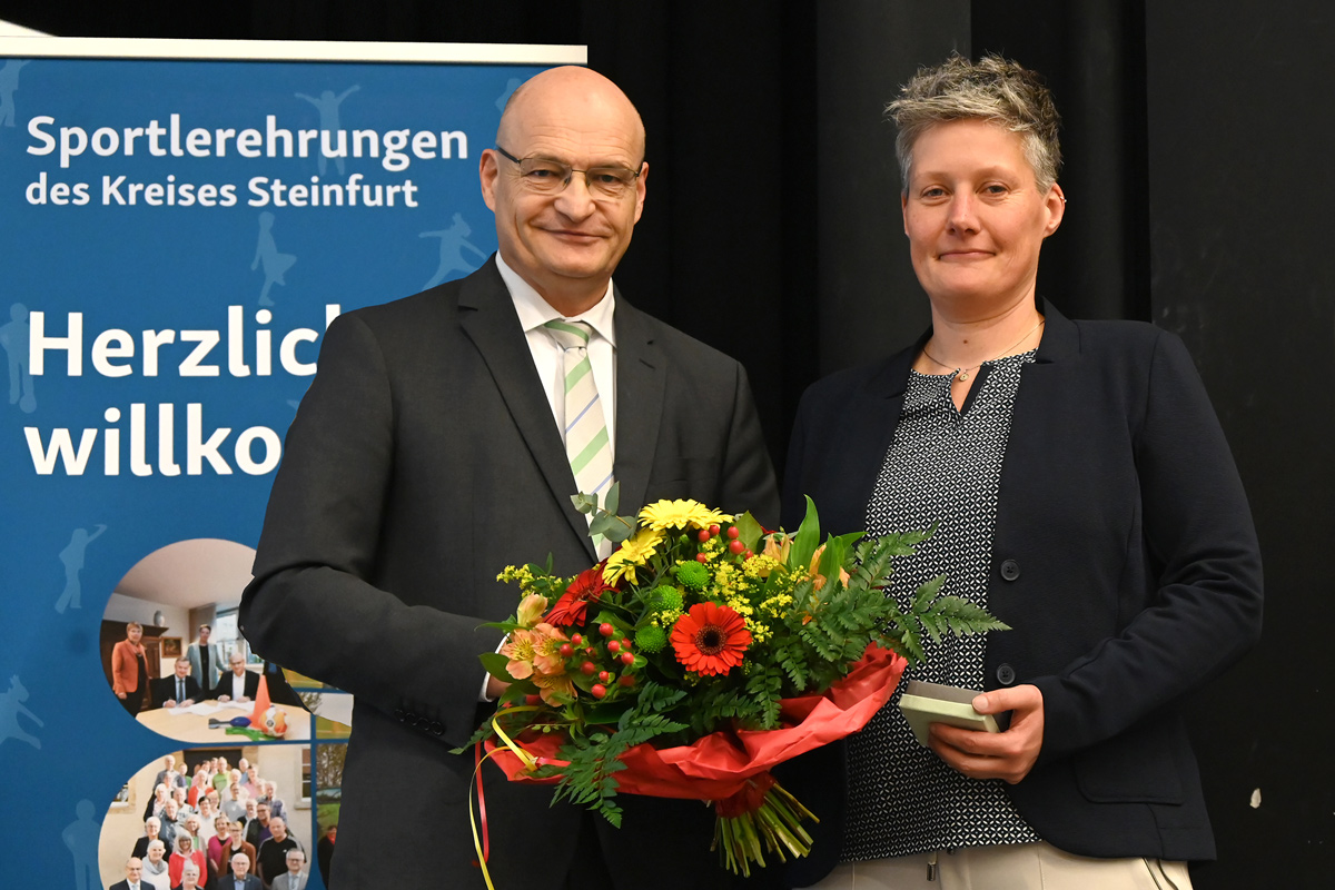 Imke Holtmeyer erhält Silberne Sportplakette des Kreises Steinfurt