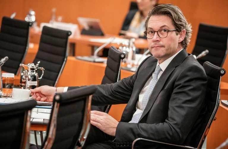 Fall Scheuer: Lobbycontrol fordert dreijährige Karenzzeit für Regierungsmitglieder