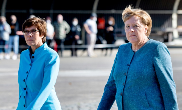 Anders als Merkel: Kramp-Karrenbauer nimmt an CDU-Parteitag teil
