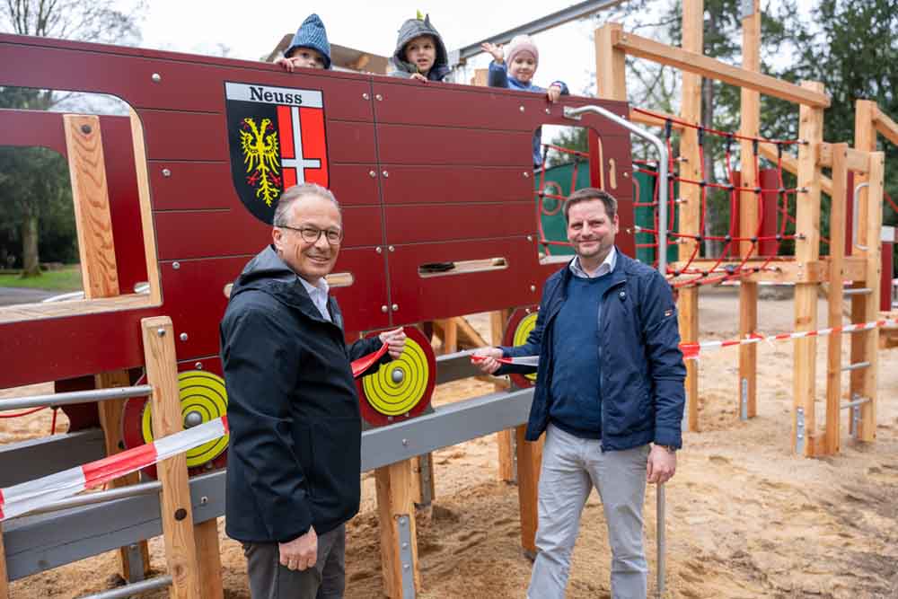 Neuss: Neuer Spielplatz im Alten Stadtgarten eröffnet