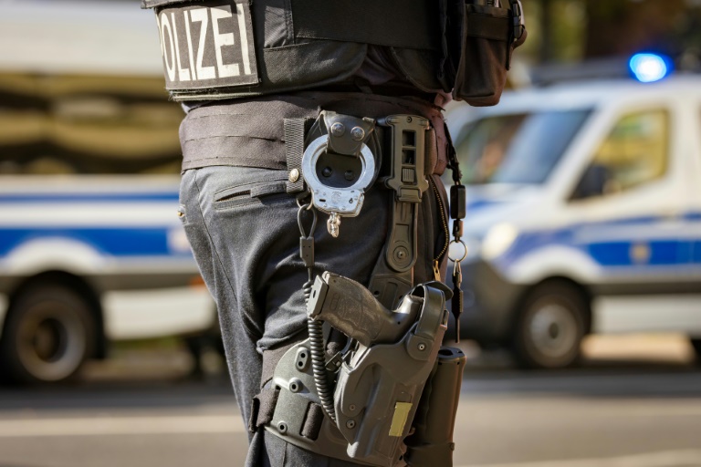 Bundespolizist soll in Hessen Lebensgefährtin erschossen haben - Festnahme
