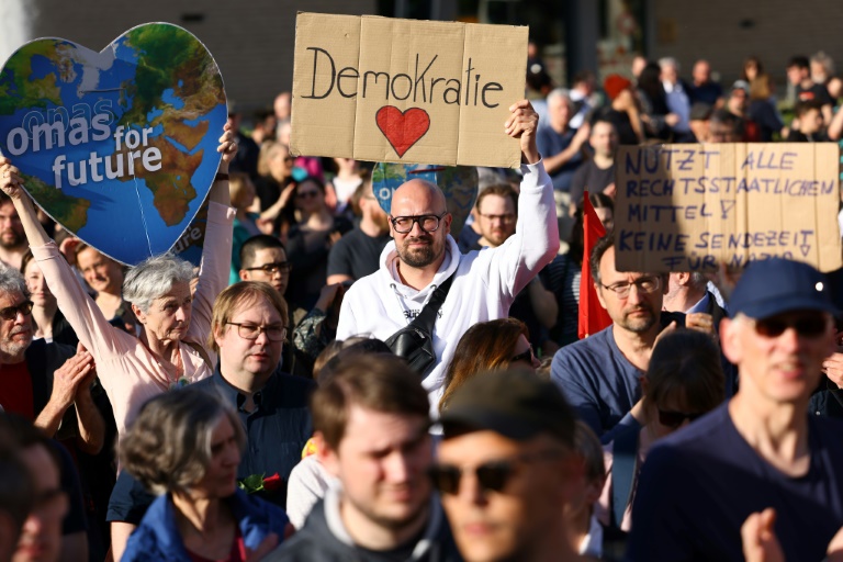 Entsetzen und Solidarität nach Angriff auf SPD-Politiker Ecke in Dresden
