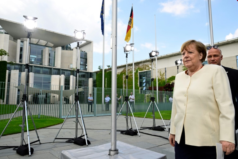 Merkel beunruhigt über Attacken auf kommunalpolitisch Aktive