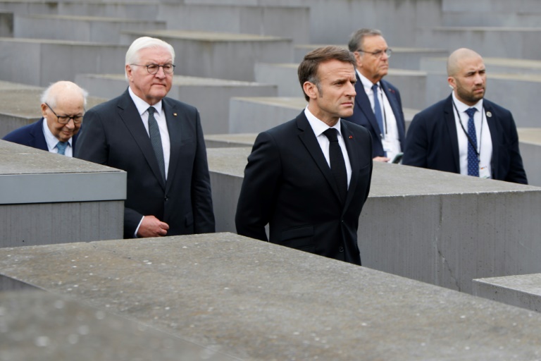 Macron beginnt zweiten Tag von Deutschland-Besuch mit Gedenken an Holocaust-Mahnmal