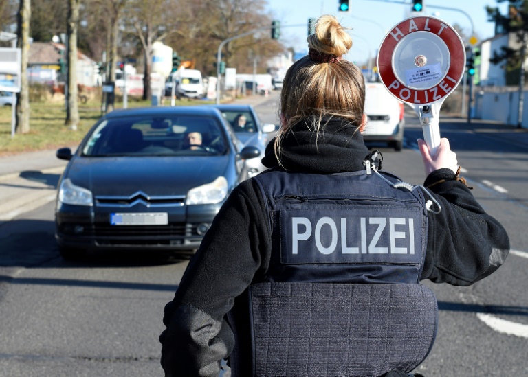 16-jähriger Autofahrer liefert sich Verfolgungsjagd mit Berliner Polizisten