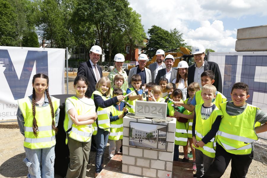 Baustart an der Gemeinschaftsgrundschule Vennhauser Allee