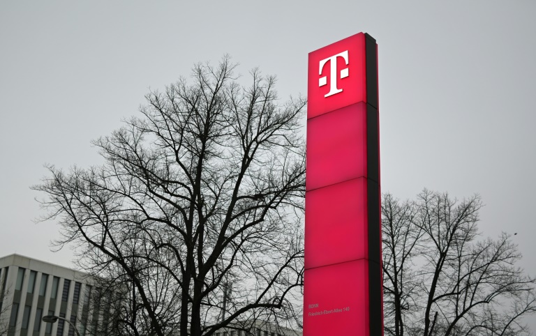 Staatliche Förderbank KfW verkauft 110 Millionen Telekom-Aktien