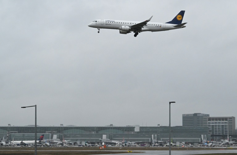 Weltkriegs-Phosphorbombe am Flughafen Frankfurt gesprengt